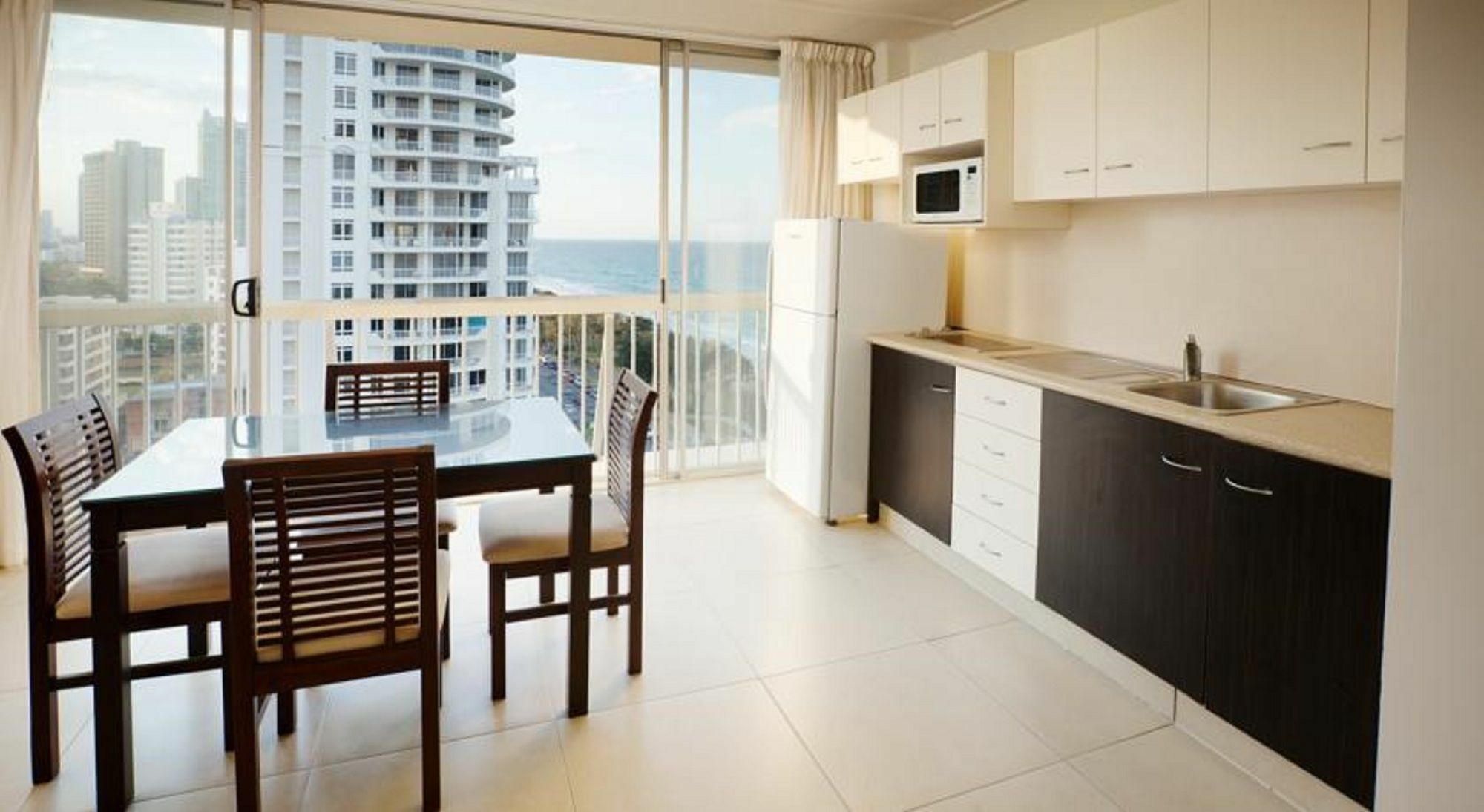 Chateau Beachside Resort Gold Coast Exterior foto